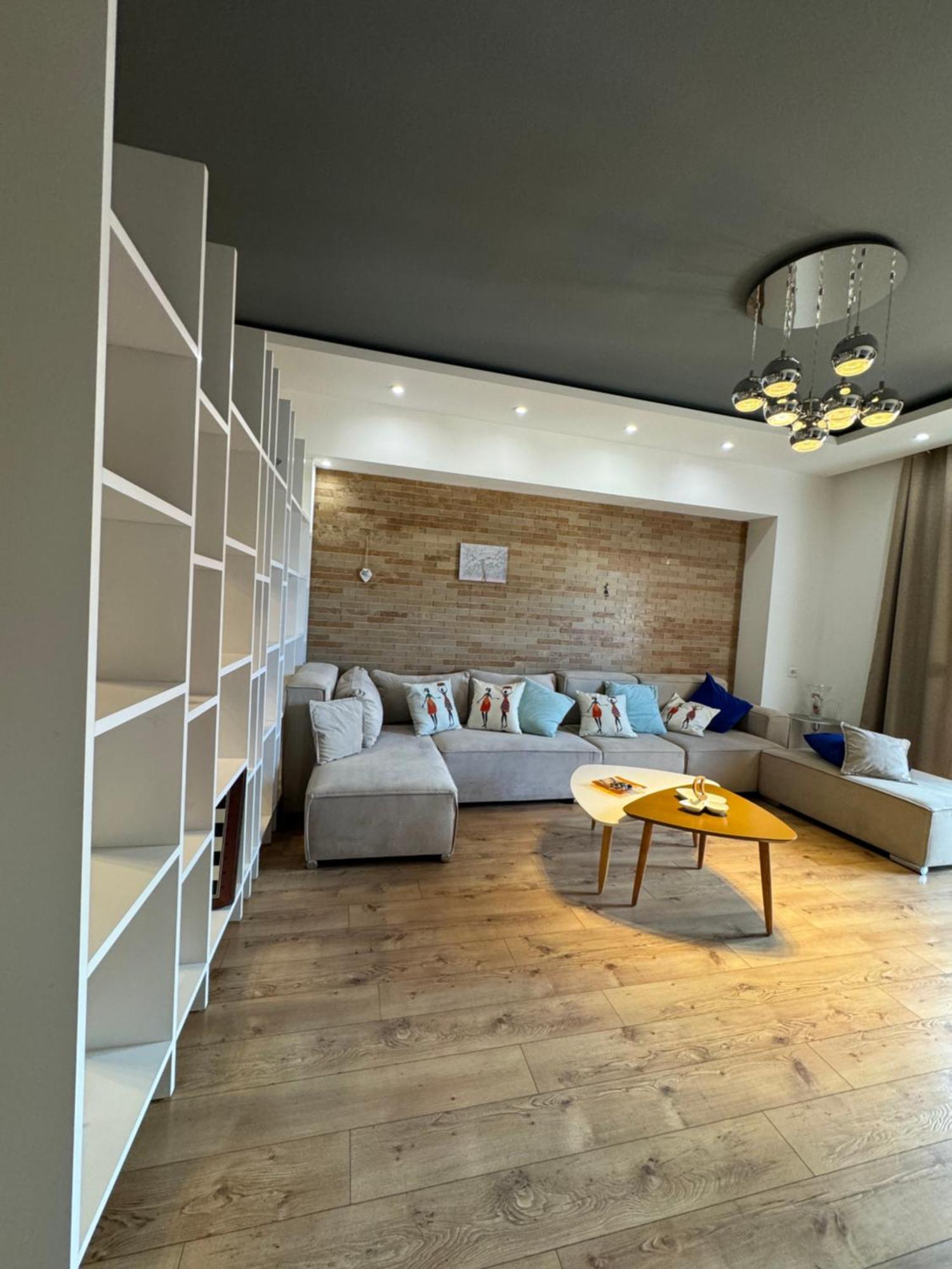 Kreilux Valona Apartment Vlore Exterior photo